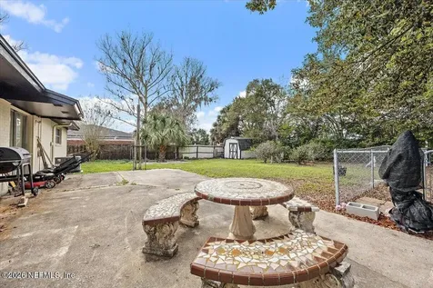 210 Holly Lane Palatka FL 32177