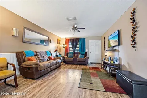 210 Holly Lane Palatka FL 32177