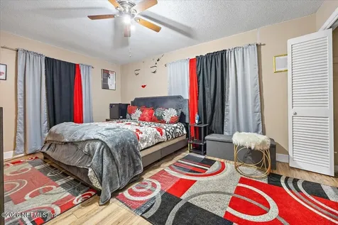 210 Holly Lane Palatka FL 32177