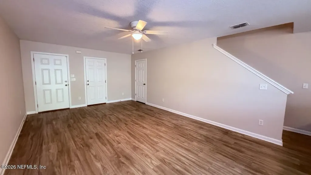 7859 Playschool Lane Jacksonville FL 32210