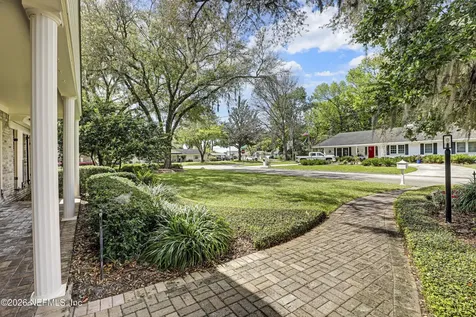 8691 San Servera Drive W Jacksonville FL 32217