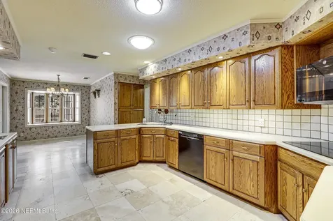 8691 San Servera Drive W Jacksonville FL 32217