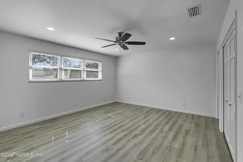 8691 San Servera Drive W Jacksonville FL 32217