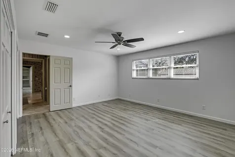 8691 San Servera Drive W Jacksonville FL 32217