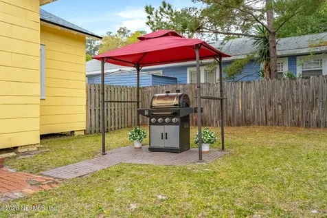 3675 Oak Street Jacksonville FL 32205