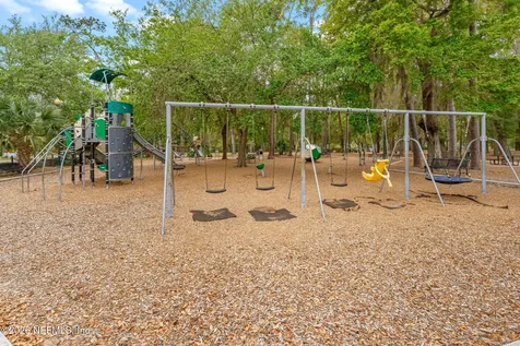 3675 Oak Street Jacksonville FL 32205