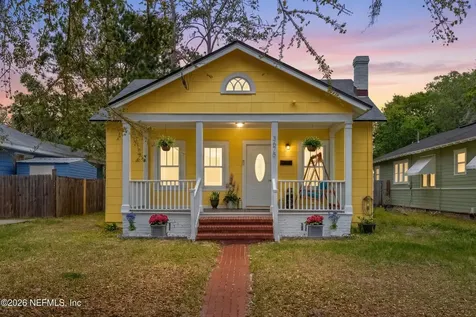 3675 Oak Street Jacksonville FL 32205