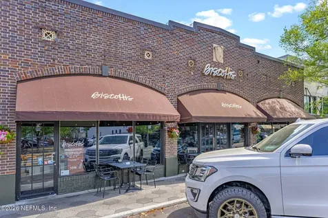 3675 Oak Street Jacksonville FL 32205