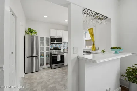 3675 Oak Street Jacksonville FL 32205