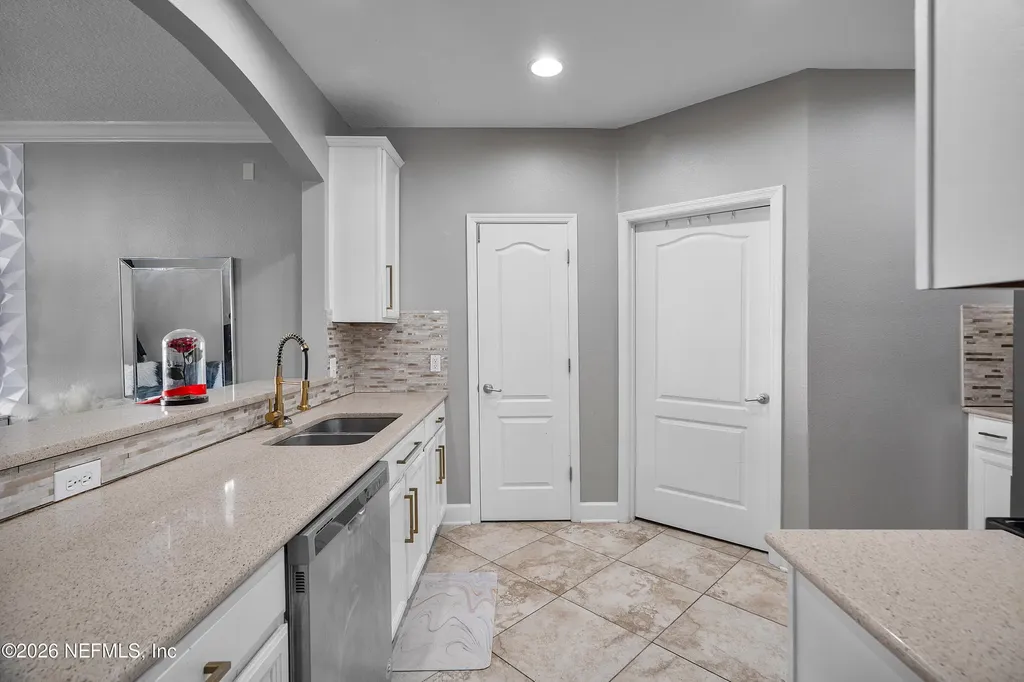 4480 Deerwood Lake Parkway Jacksonville FL 32216