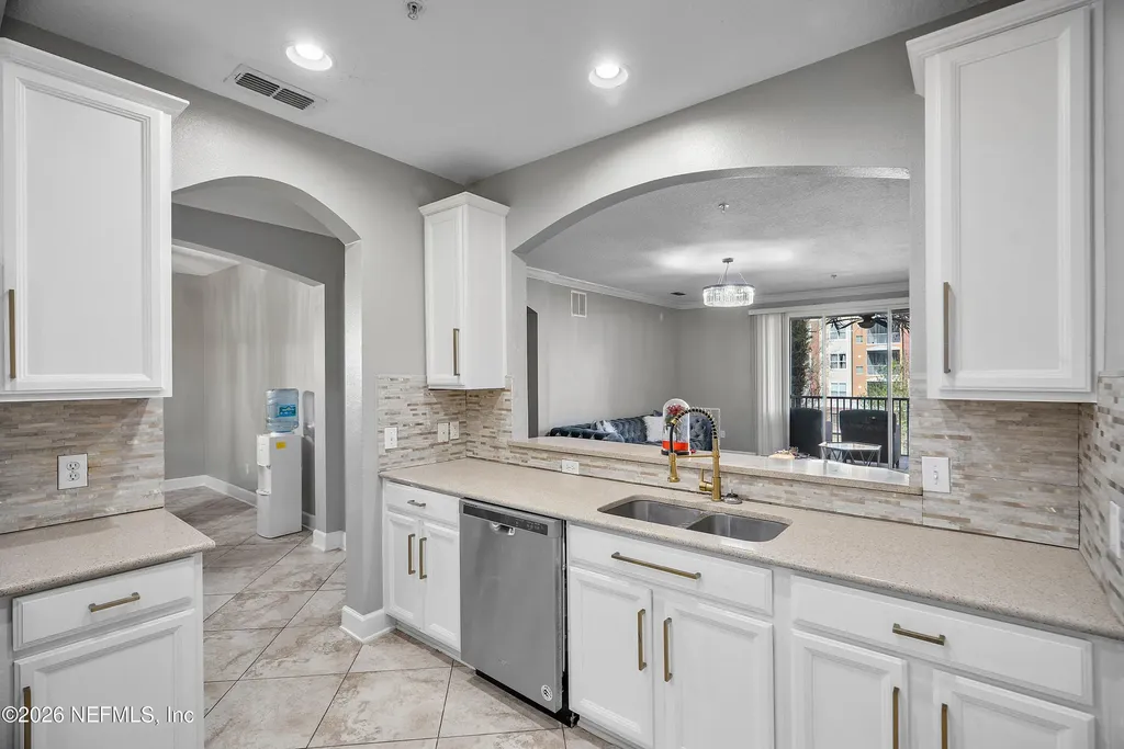 4480 Deerwood Lake Parkway Jacksonville FL 32216