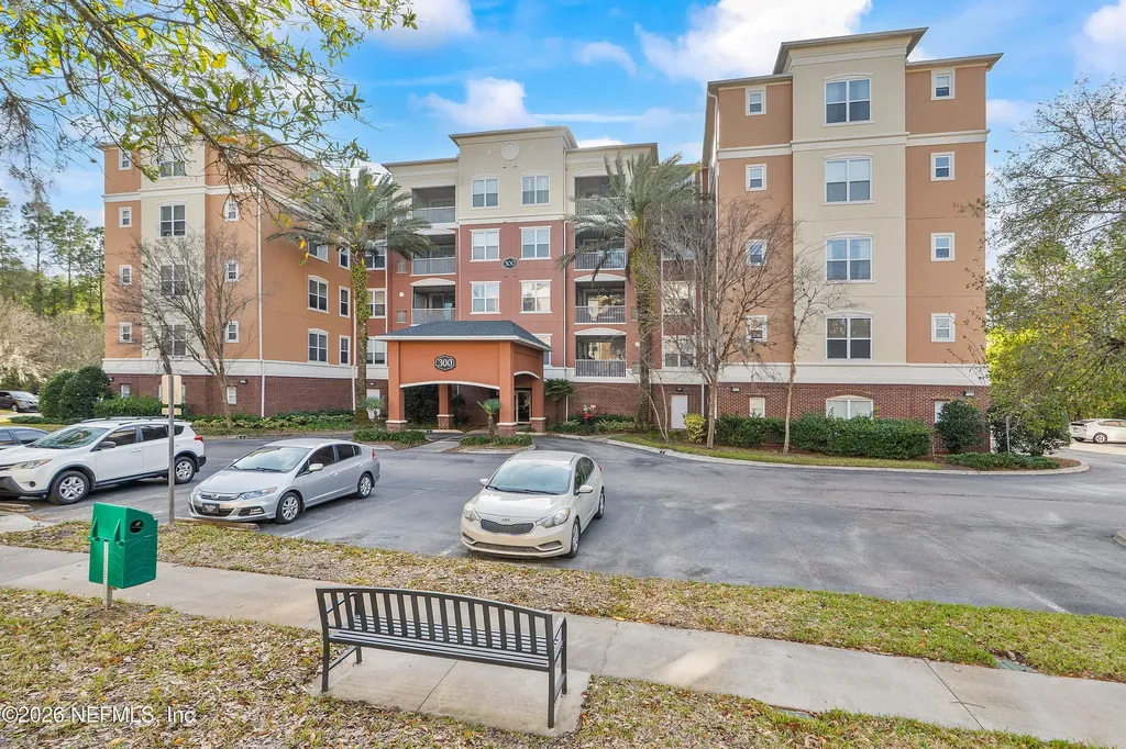 4480 Deerwood Lake Parkway Jacksonville FL 32216