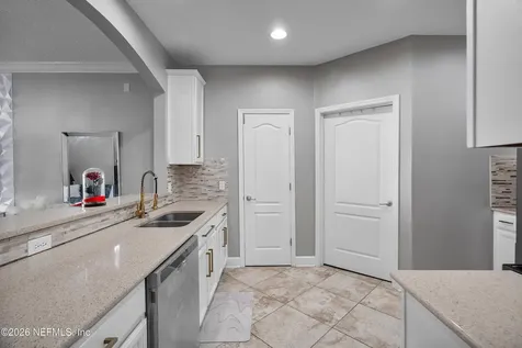 4480 Deerwood Lake Parkway Jacksonville FL 32216