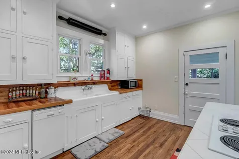 68 Saragossa Street St. Augustine FL 32084