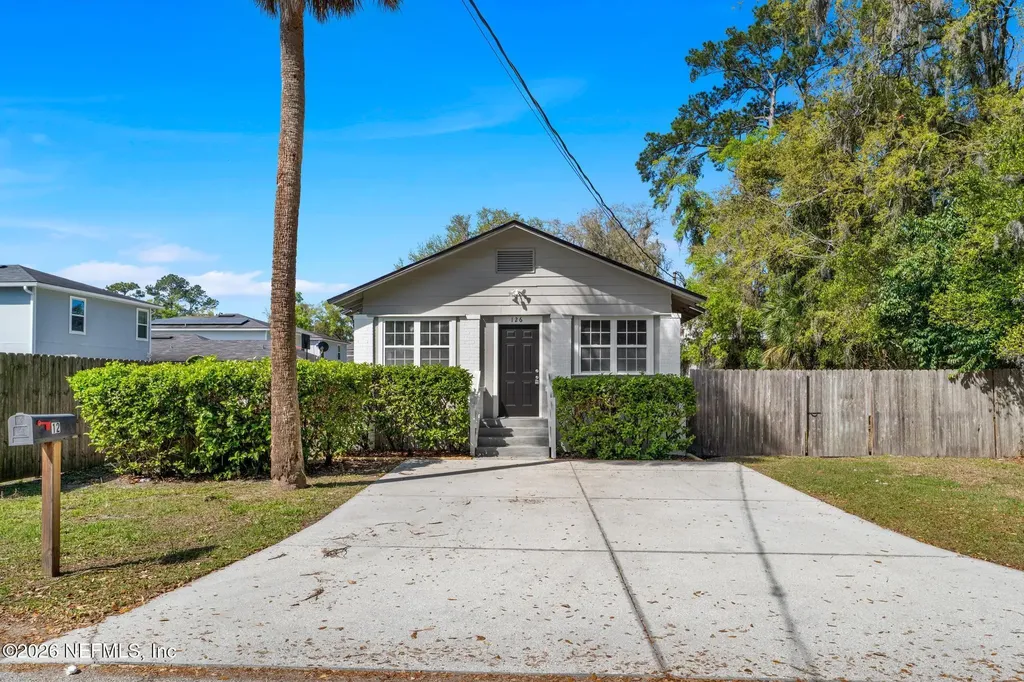126 Bowlan Street S Jacksonville FL 32216