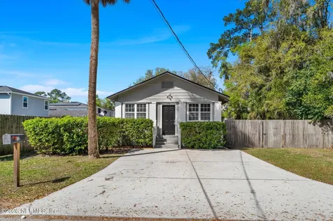 126 Bowlan Street S Jacksonville FL 32216