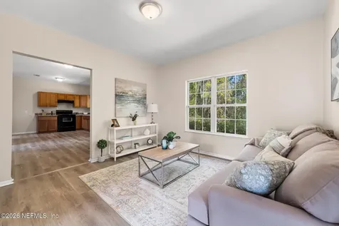 126 Bowlan Street S Jacksonville FL 32216