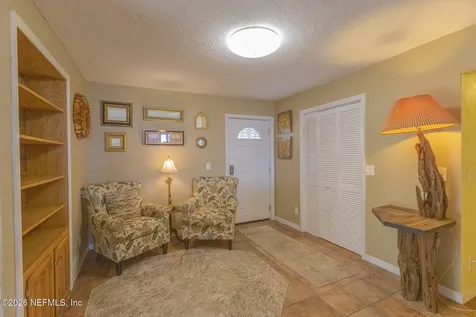 102 Lake Avenue Crescent City FL 32112