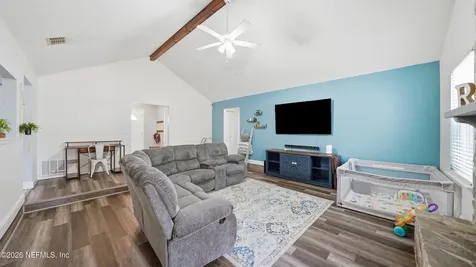 7529 Allspice Circle N Jacksonville FL 32244
