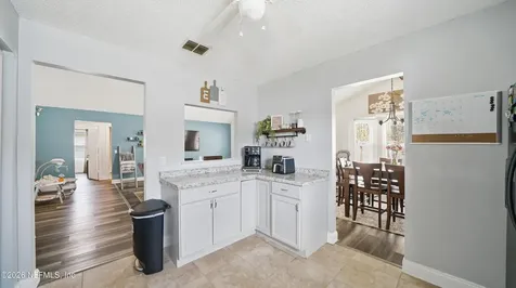 7529 Allspice Circle N Jacksonville FL 32244
