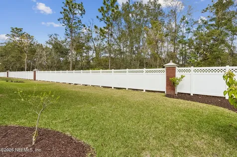 536 E Kesley Lane St. Johns FL 32259