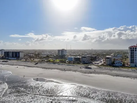 413 1st Street S Jacksonville Beach FL 32250