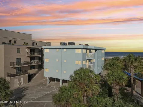 413 1st Street S Jacksonville Beach FL 32250