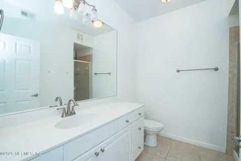 8539 Gate Parkway Jacksonville FL 32216