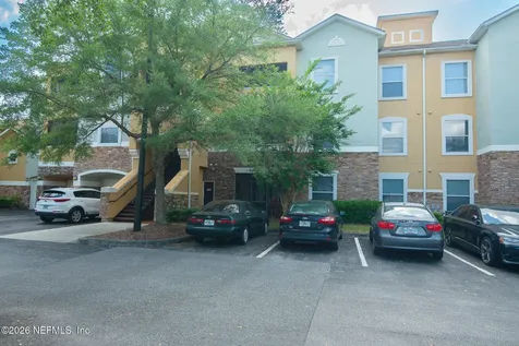 8539 Gate Parkway Jacksonville FL 32216