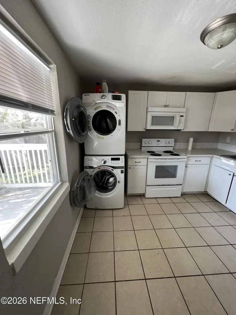 1653 Sheridan Street Jacksonville FL 32207