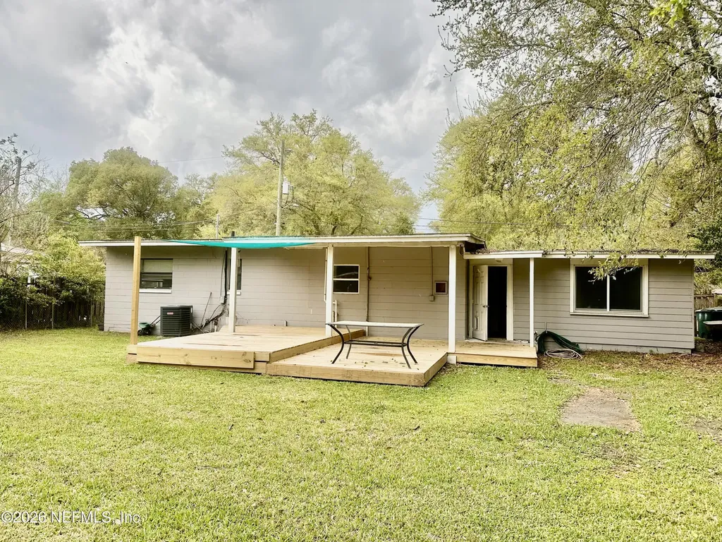 2917 Parr Court W Jacksonville FL 32216
