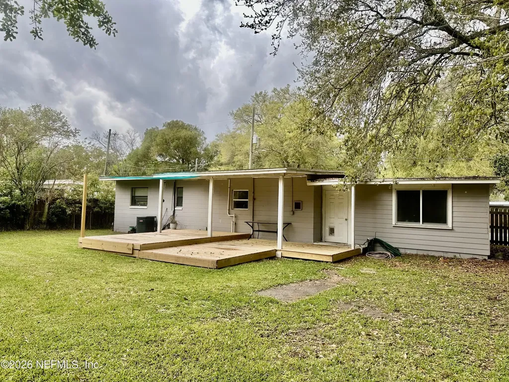 2917 Parr Court W Jacksonville FL 32216