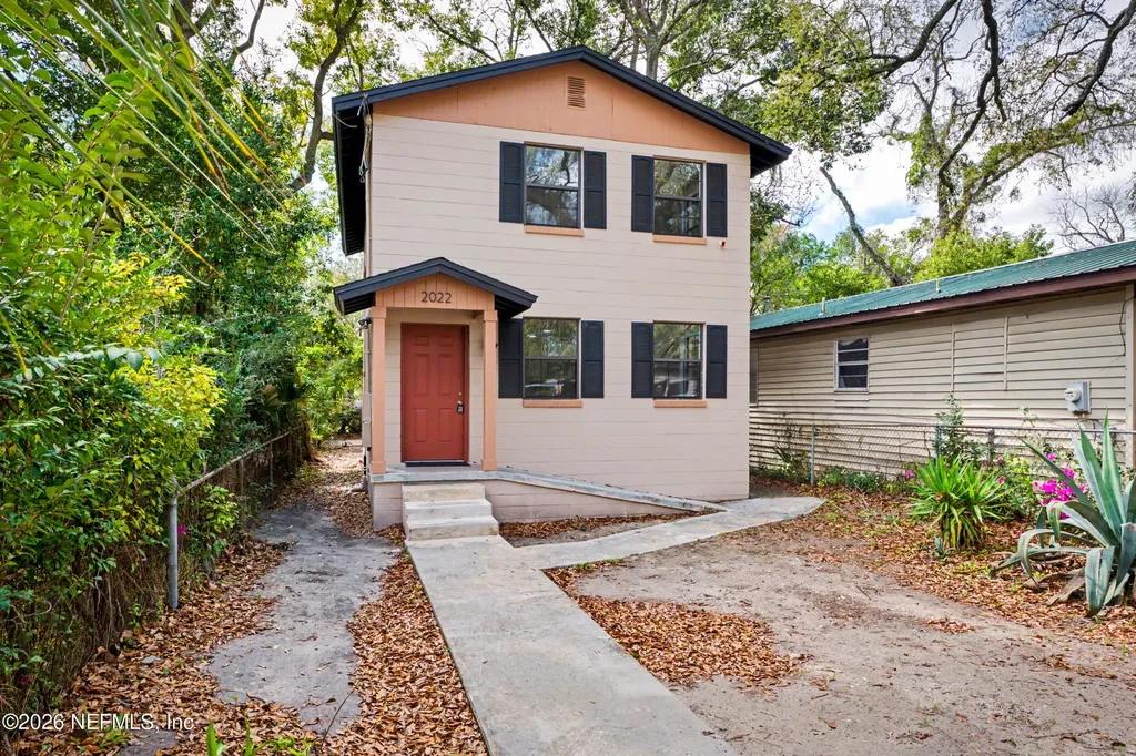 2022 W 13th St Street W Jacksonville FL 32209