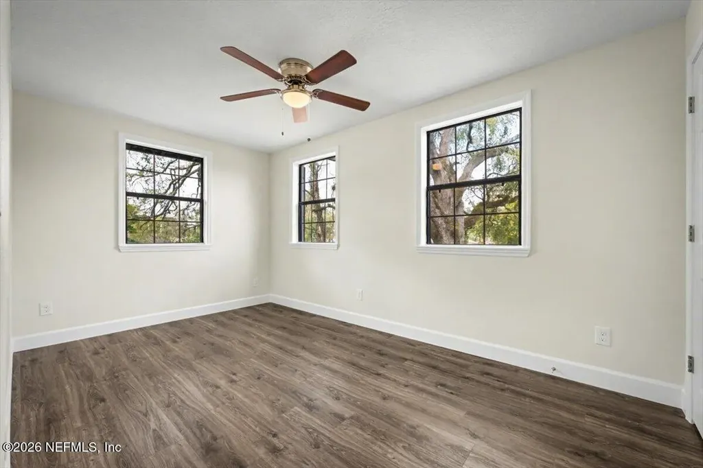 2022 W 13th St Street W Jacksonville FL 32209