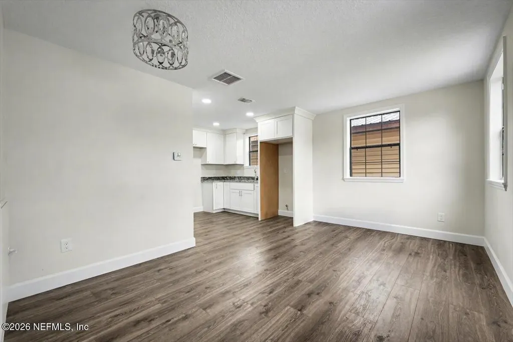 2022 W 13th St Street W Jacksonville FL 32209
