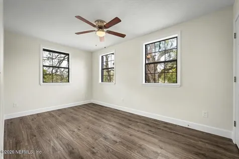 2022 W 13th St Street W Jacksonville FL 32209