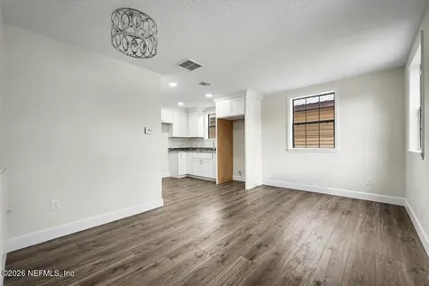 2022 W 13th St Street W Jacksonville FL 32209