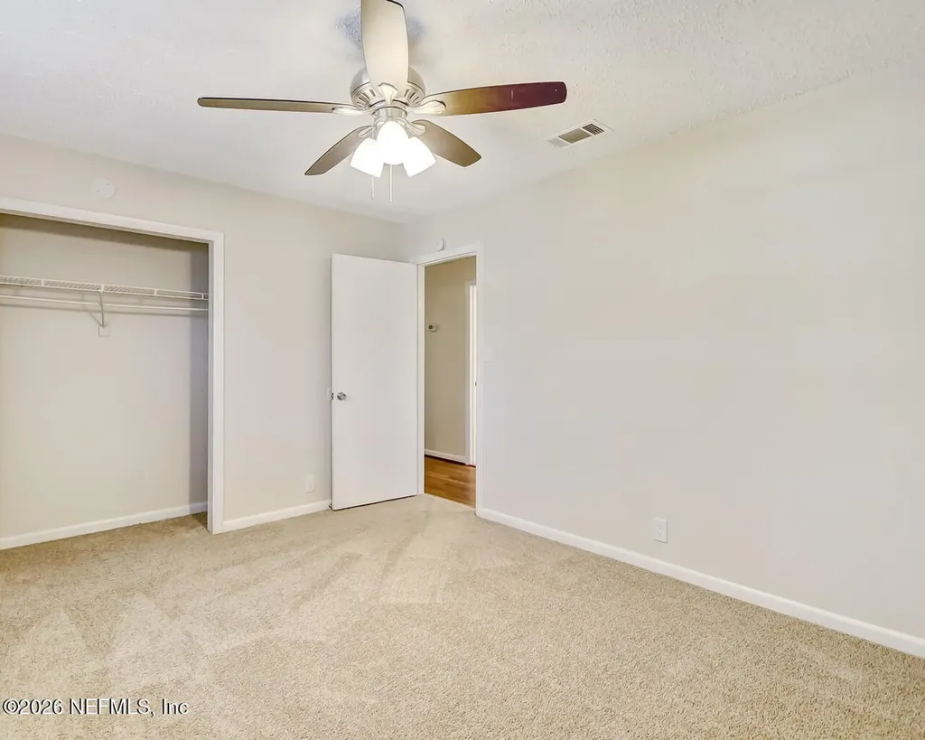 20 N Dolphin Avenue Middleburg FL 32068