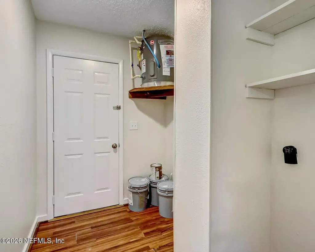 20 N Dolphin Avenue Middleburg FL 32068