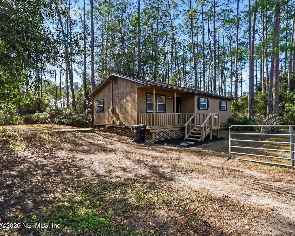 20 N Dolphin Avenue Middleburg FL 32068