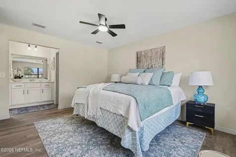 8055 Stargrass Court Jacksonville FL 32210