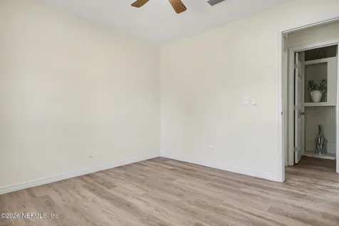8055 Stargrass Court Jacksonville FL 32210