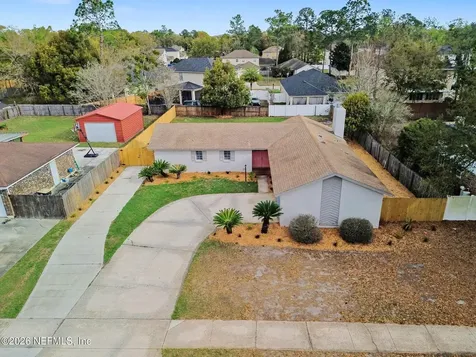 8055 Stargrass Court Jacksonville FL 32210