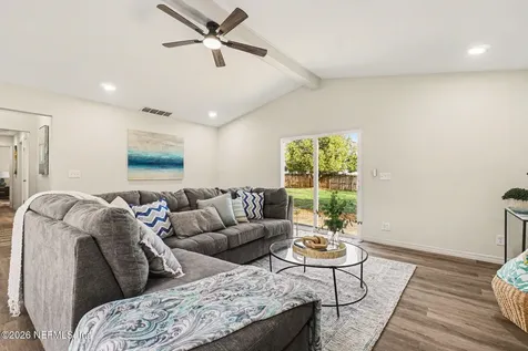 8055 Stargrass Court Jacksonville FL 32210