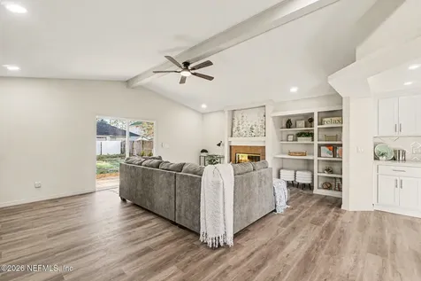 8055 Stargrass Court Jacksonville FL 32210