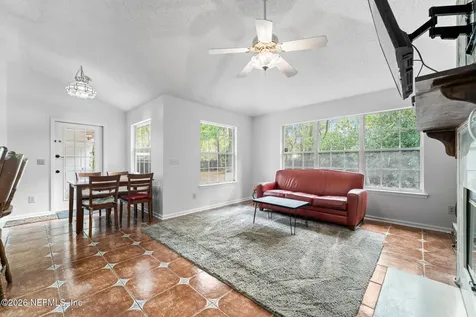 4325 Apple Tree Place Jacksonville FL 32258