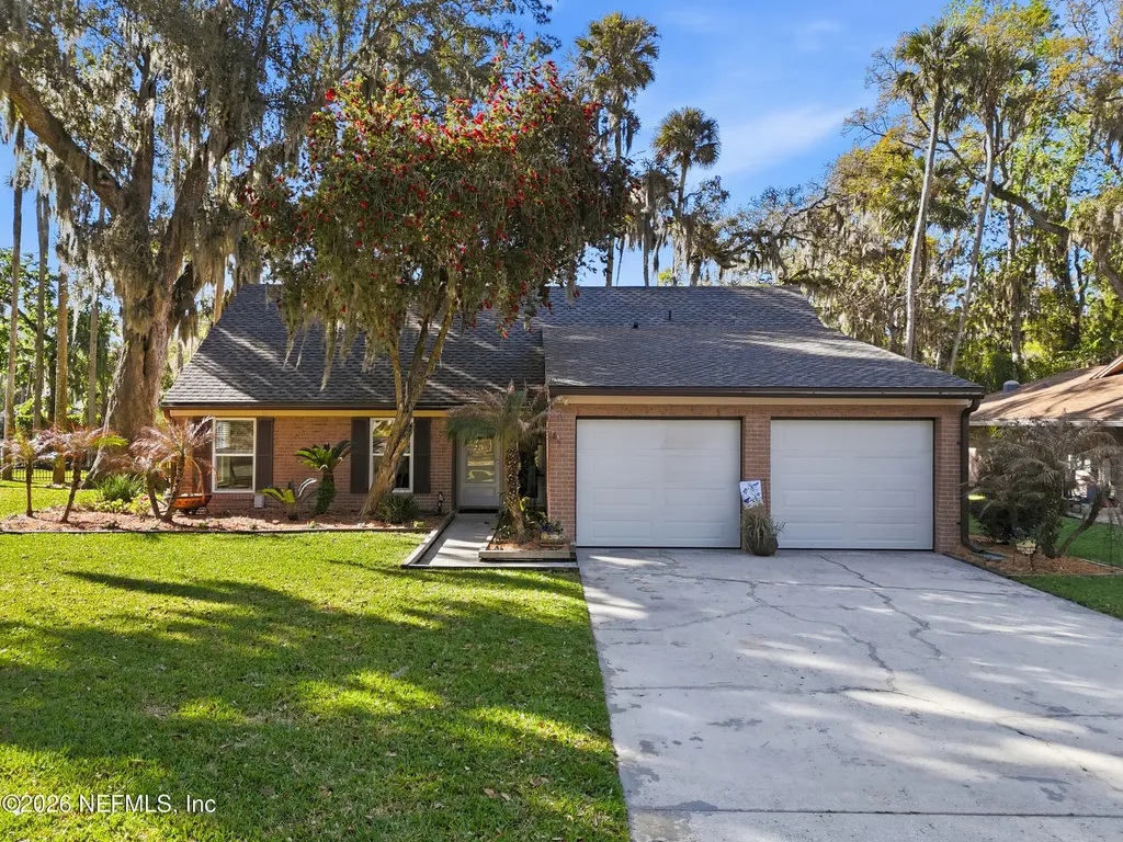 100 Granada Lane Ponte Vedra Beach FL 32082