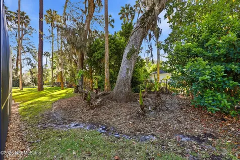 100 Granada Lane Ponte Vedra Beach FL 32082