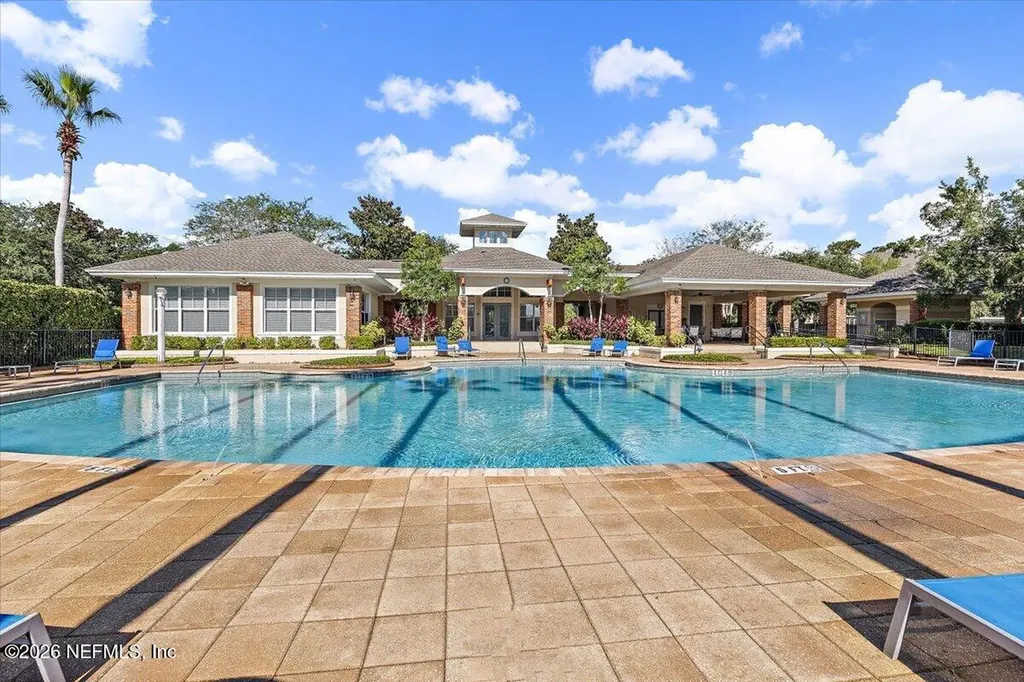 7801 Point Meadows Drive Jacksonville FL 32256