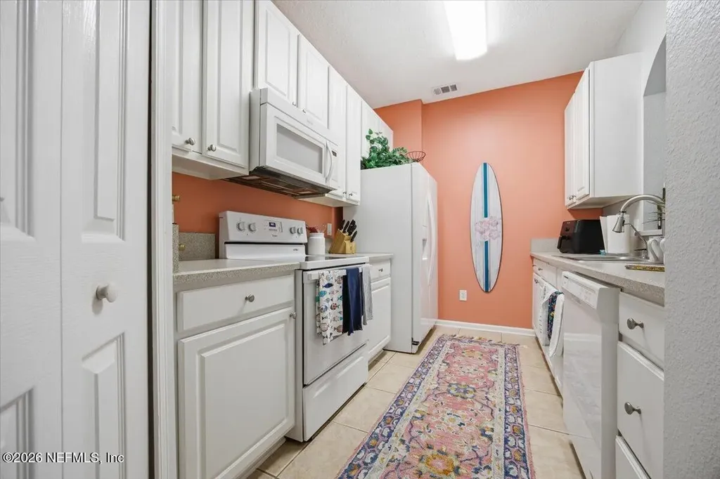 7801 Point Meadows Drive Jacksonville FL 32256